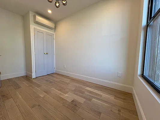 Rented by openigloo | media 11