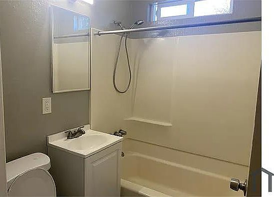 Unit Photo