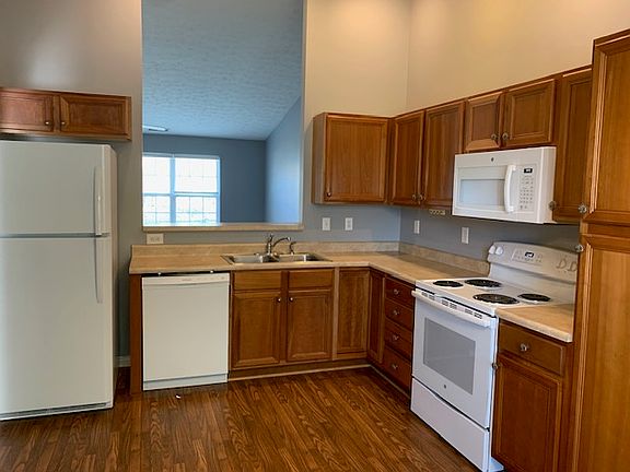 3rd image of 3609 Cornell Ct