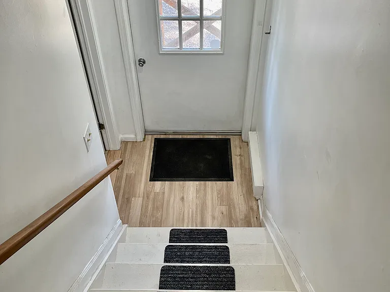 14 Green St #C — Photo 17