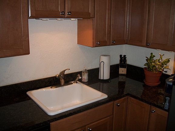 3rd image of 1151 N Marion St APT 103