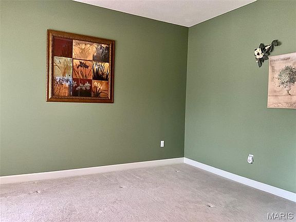 5th image of 5 Bear Creek Ct