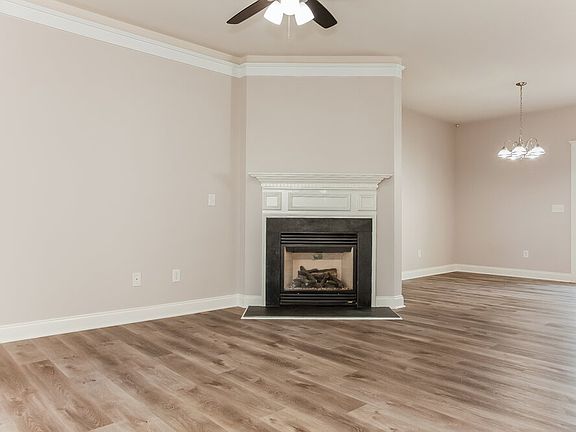 4th image of 7314 Darblay St