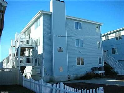3rd image of 114 37th St APT A