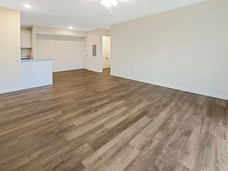 2800 Shan Dr — Photo 3