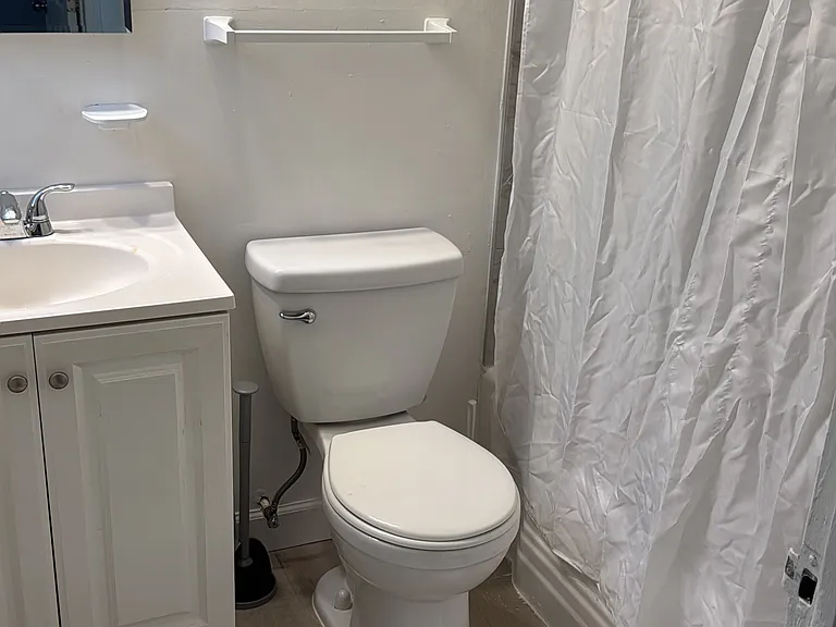 729 SW 4th Ct #1 — Photo 8
