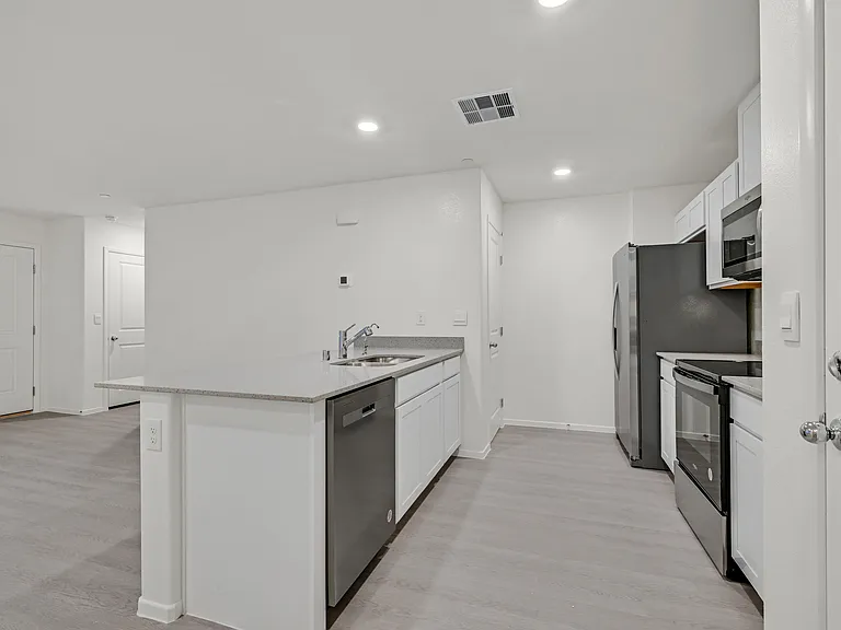 4981 Apple Mesa Ave — Photo 2