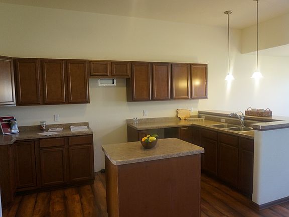 2nd image of 129 Villa Ct