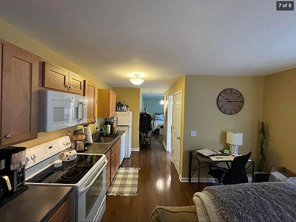 4th image of 45 Vick Park #A