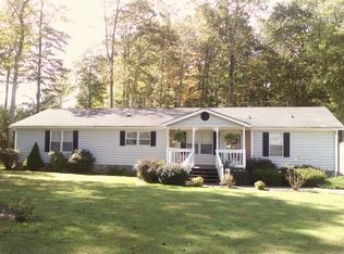 329 Thousand Oaks Dr, Shady Spring, WV 25918