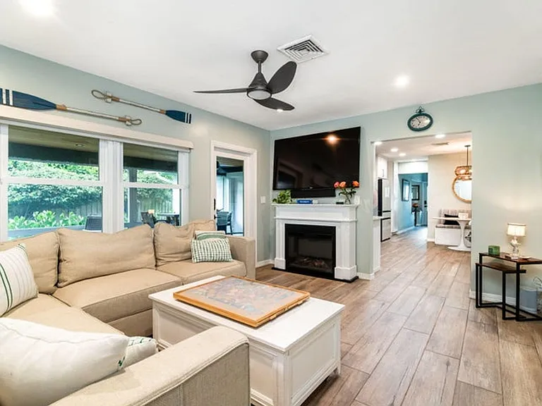 1306 SW 14th Ave — Photo 4