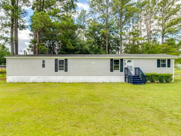 217 Acie Ave, Hopkins, SC 29061