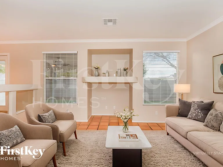10211 Eden Falls Ln — Photo 4