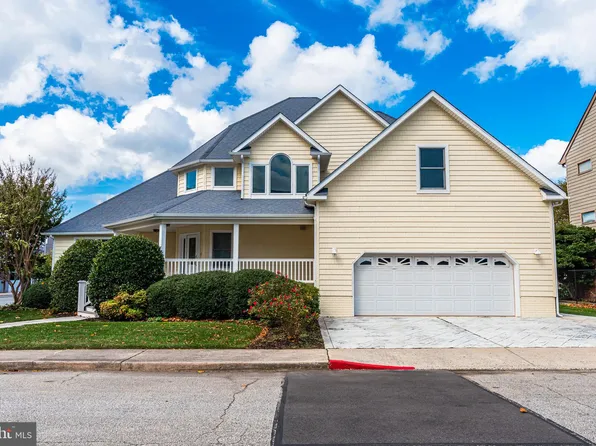 402 14th St, Ocean City, MD 21842