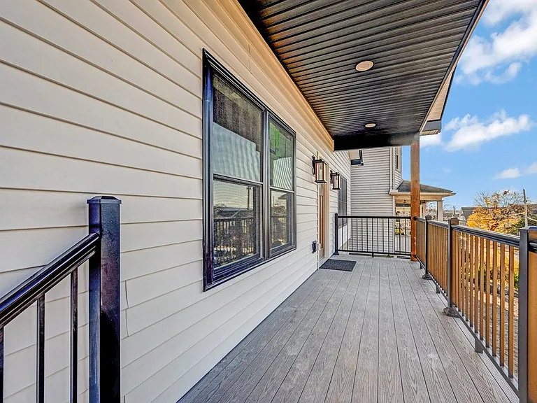 708 Harrison Ave #1 — Photo 16