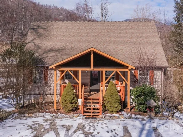 284 Caldwell Dr, Maggie Valley, NC 28751