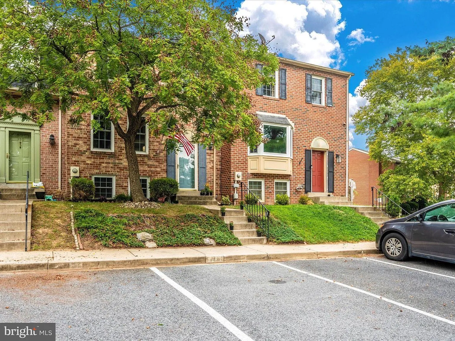 4 bed, 3.5 bath, 1840 sqft, $2,250 — Photo 4