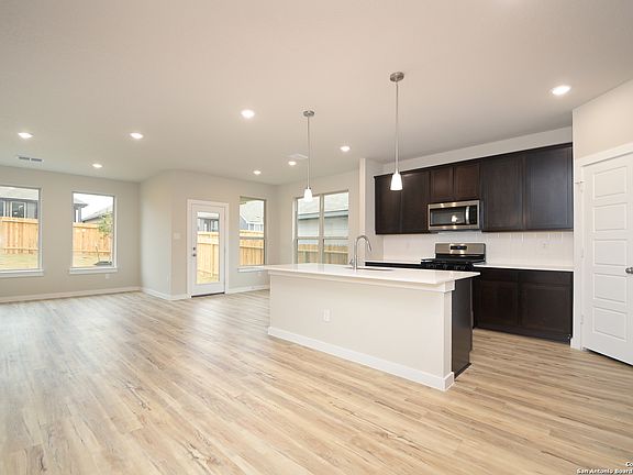 4th image of 11941 Vista Harbor