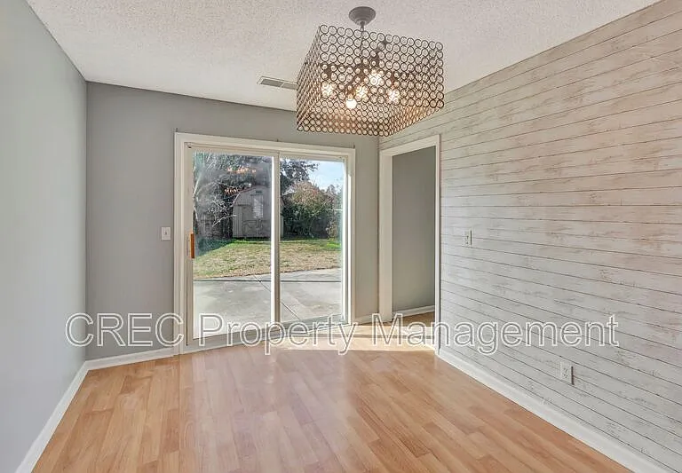 3019 Woodington Pl — Photo 7