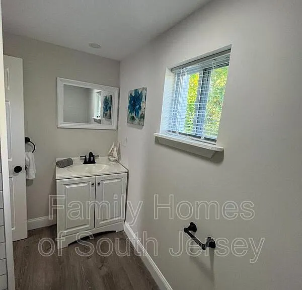 3205 Latona St — Photo 10