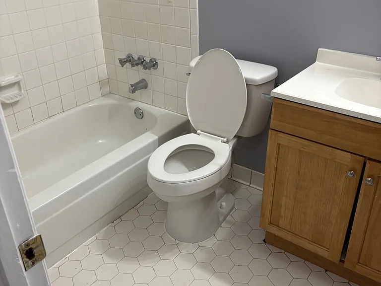 5517 Plantation Oaks Dr — Photo 11