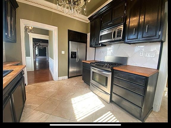 4th image of 2856 Vineville Ave