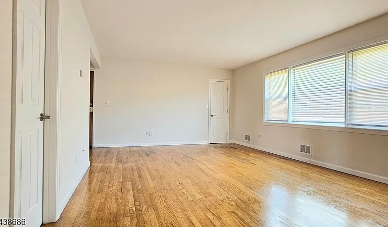 6 Dartmouth Ave #U-4B-4B — Photo 7