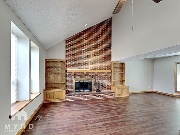 2nd image of 801 Ashford Glen Dr
