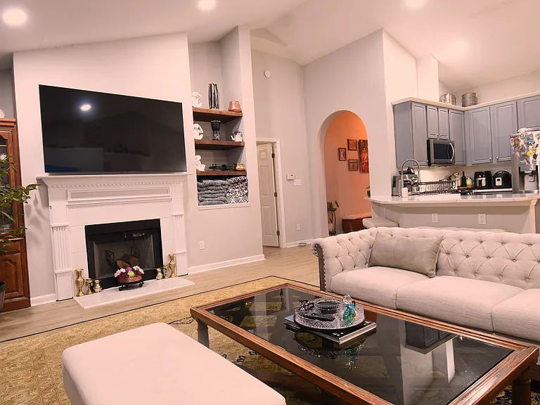 113 Bottlebrush Ct — Photo 7