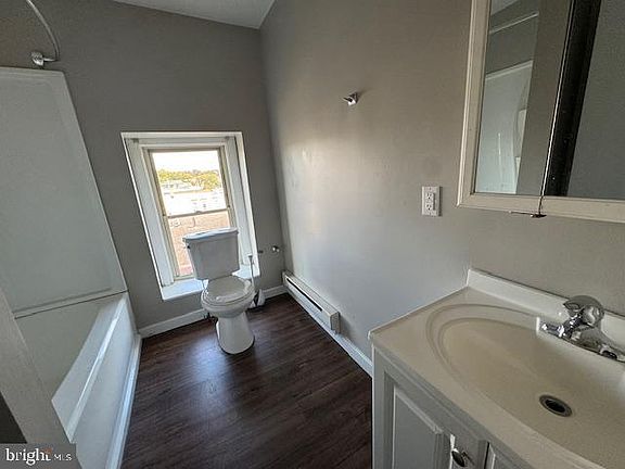 5th image of 4929 N 6th St