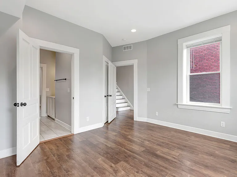 2724 Glendora Ave — Photo 16