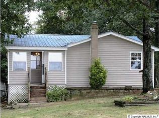 127 Ralph Hill Dr, Laceys Spring, AL 35754