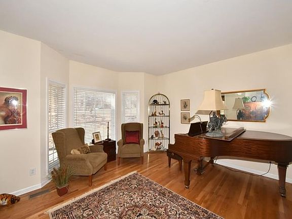 5th image of 5990 Sequoia Ln