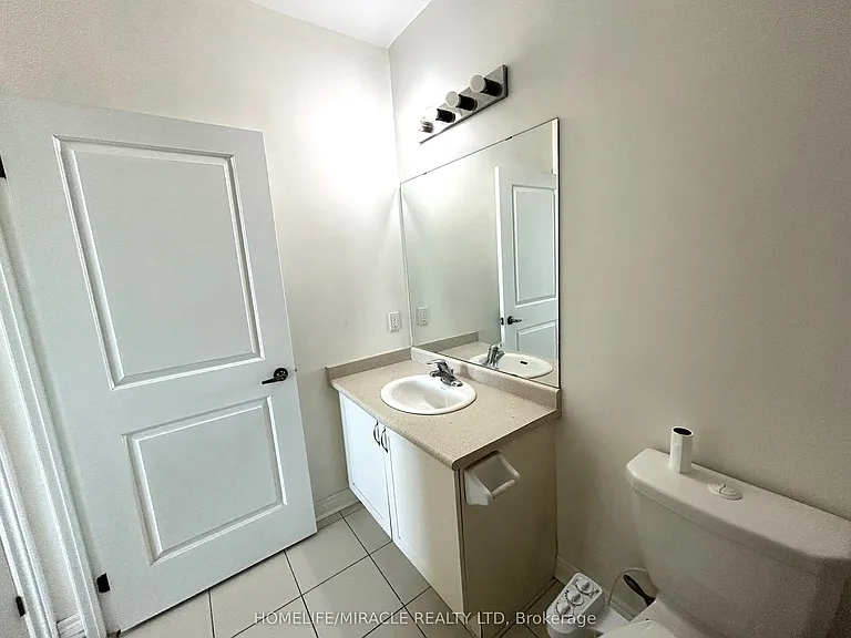 7400 Markham Rd #423 — Photo 23