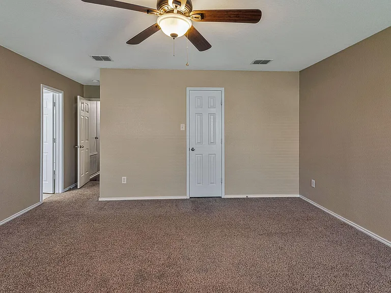 1817 Kittredge Way — Photo 8