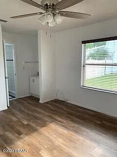 4 bed, 2.0 bath, 1710 sqft, $2,500 — Photo 3
