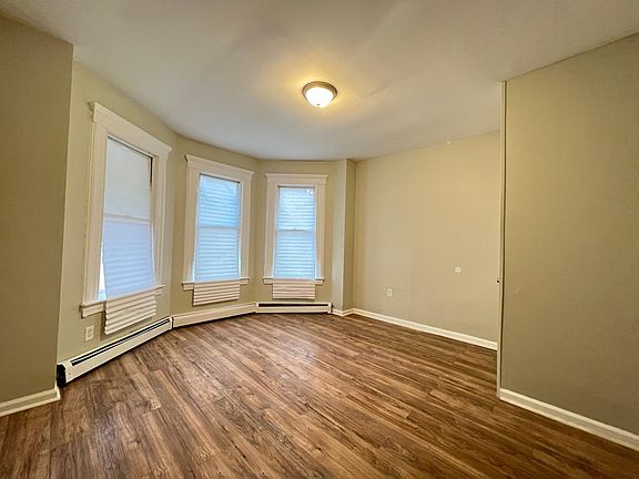 2nd image of 235 Peshine Ave APT 1