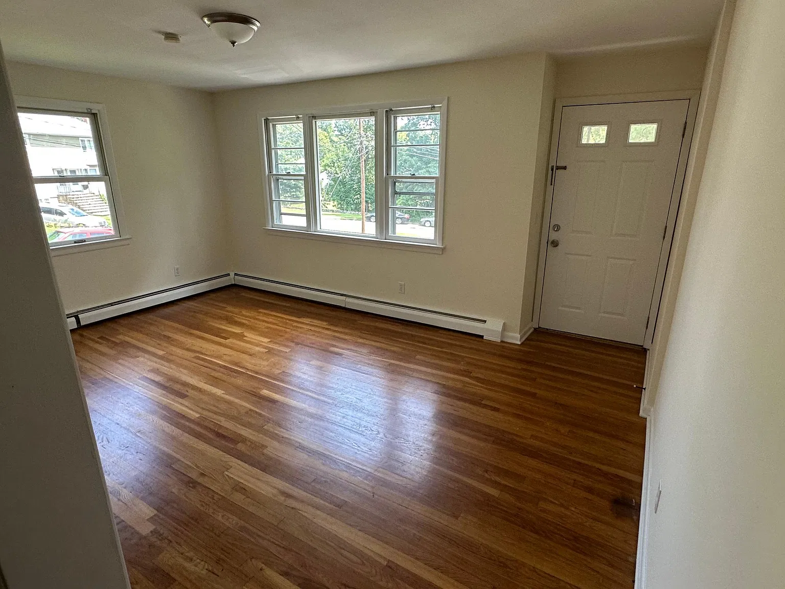 6 Truman Ct — Photo 4