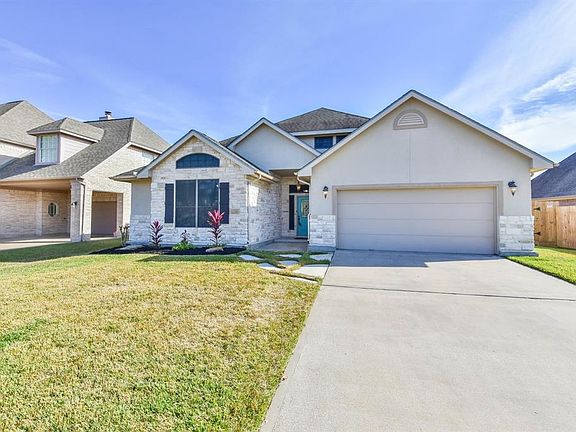 2nd image of 913 Park Green Dr