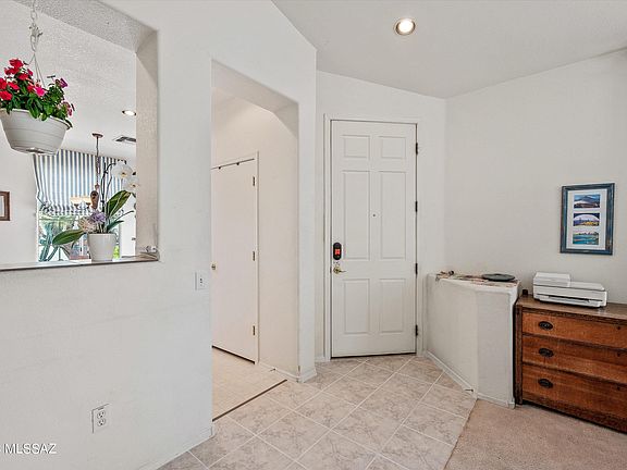 3rd image of 8112 W Cottonwood Wash Way