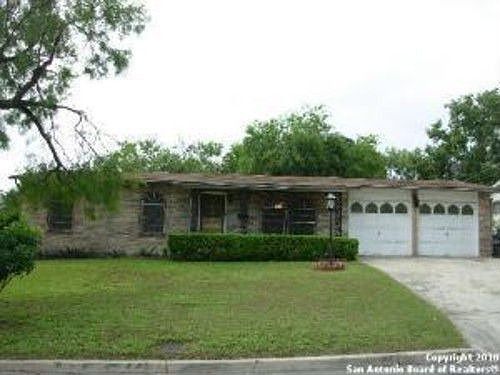1st image of 702 Wayside Dr