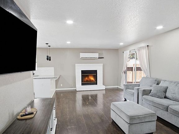 3rd image of 3808 Georgeann Pl