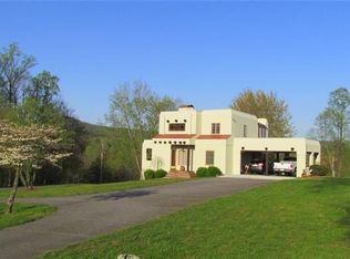 230 Boo Hollow Ln, Taylorsville, NC 28681