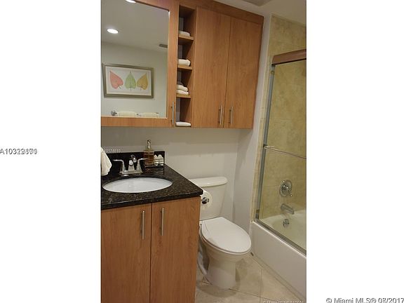 3rd image of 11111 Biscayne Blvd #6B