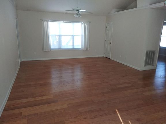 5th image of 5011 Sun Coast Dr