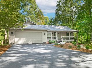 39 Udvawadulisi Ct, Brevard, NC 28712