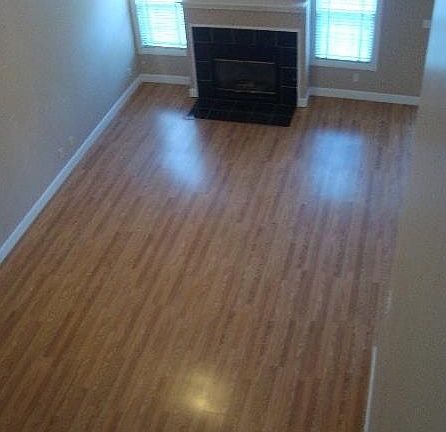 2nd image of 109 Stonebrook Dr