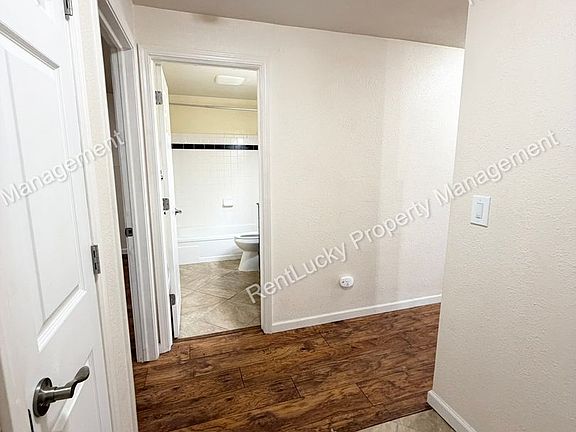 4th image of 31003 14th Ave S APT H1