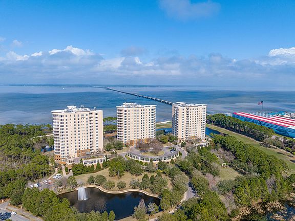 3rd image of 400 Kelly Plantation Dr Unit 1404