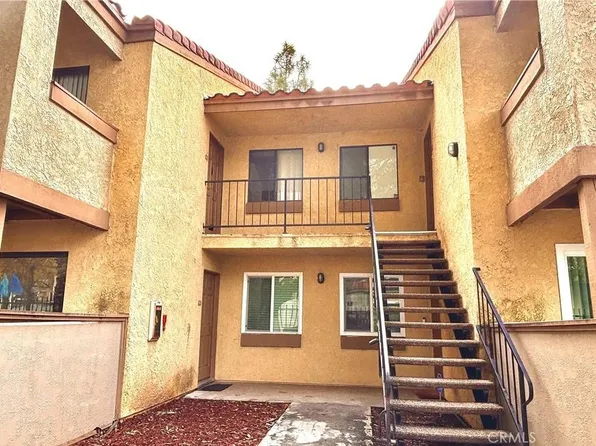 1110 W Blaine St, Riverside, CA 92507